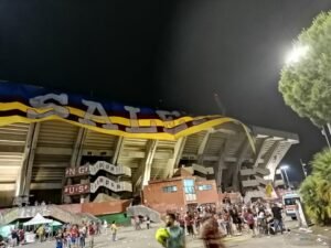 salerno striscione centenario