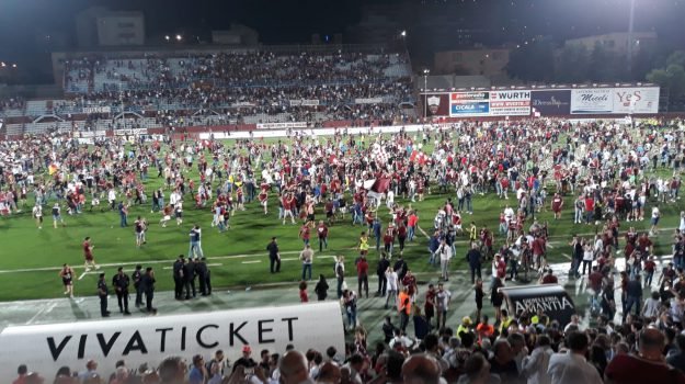 trapani in serie B festa