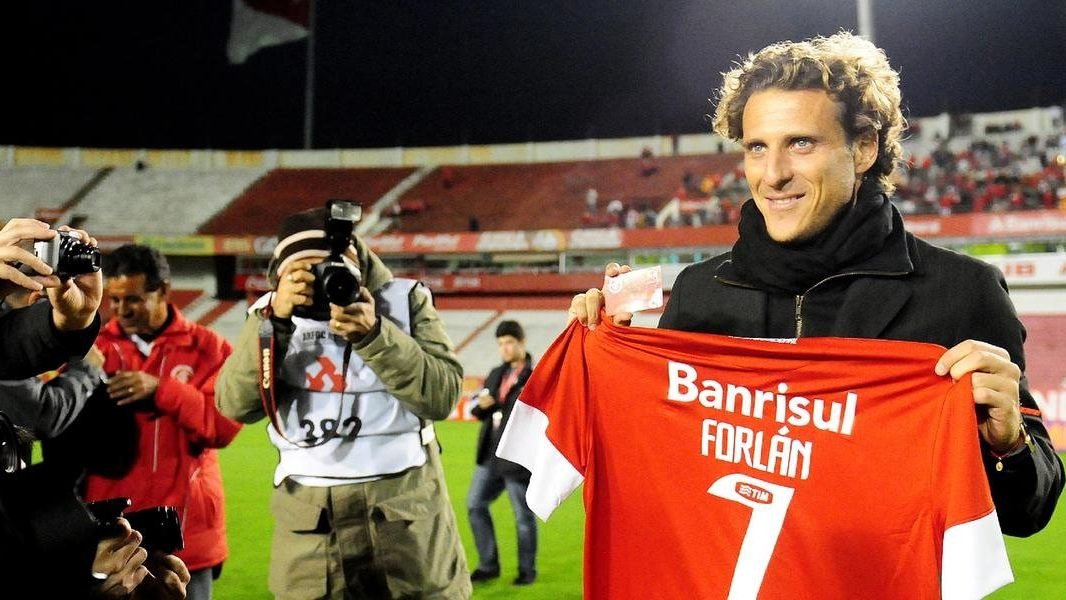 cropped-diego-forlan.jpg