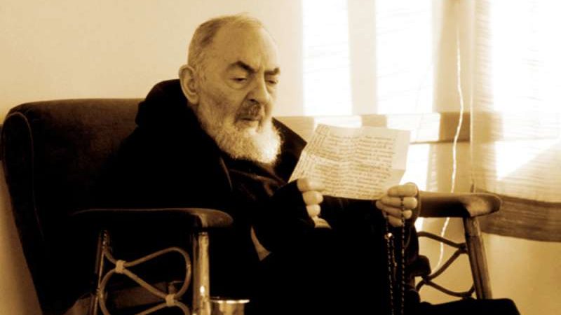 Preghiera Potente Per Ottenere Una Grazia Da Padre Pio Oggi 23 Settembre Si Festeggia Il Santo Di Pietrelcina Notizie Audaci