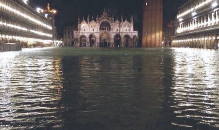 basilica san marco venezia acqua alta