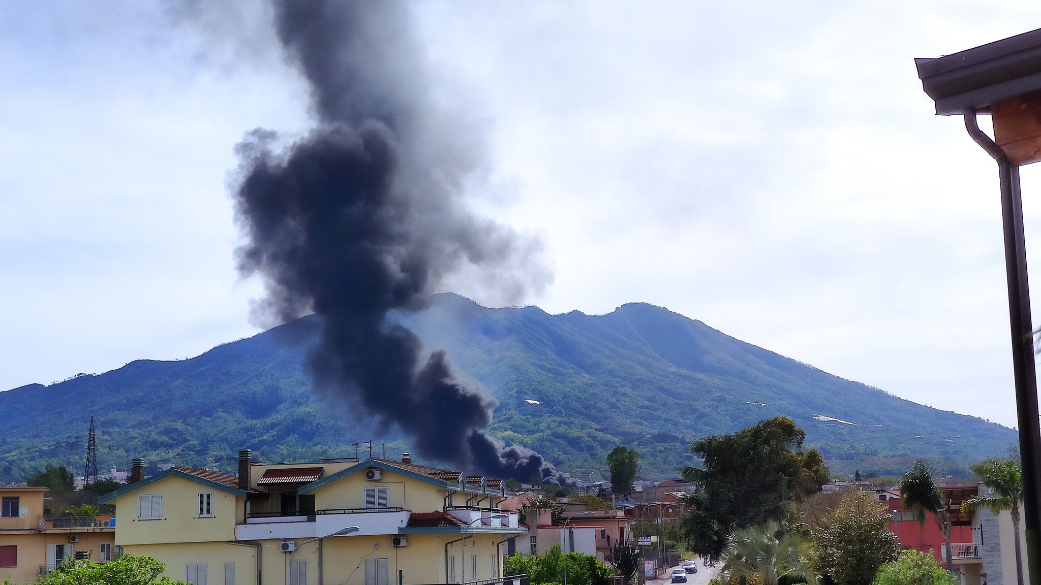 esplosione ottaviano oggi