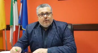 Agropoli coronavirus, rischio focolaio: tamponi per 30 residenti, attività chiuse in Piazza delle Mercanzie
