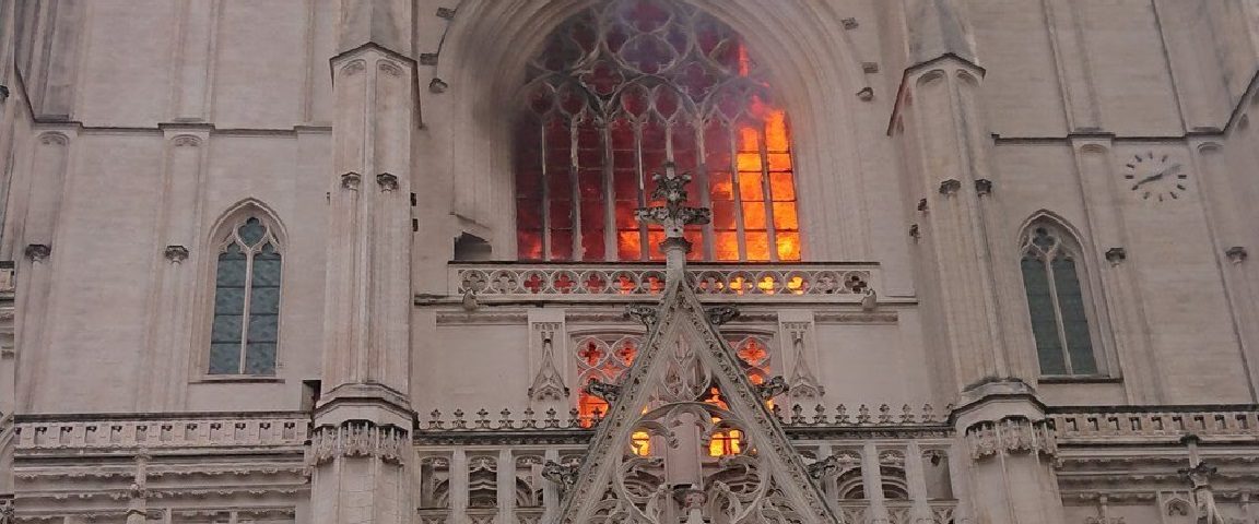 incendio cattedrale nantes