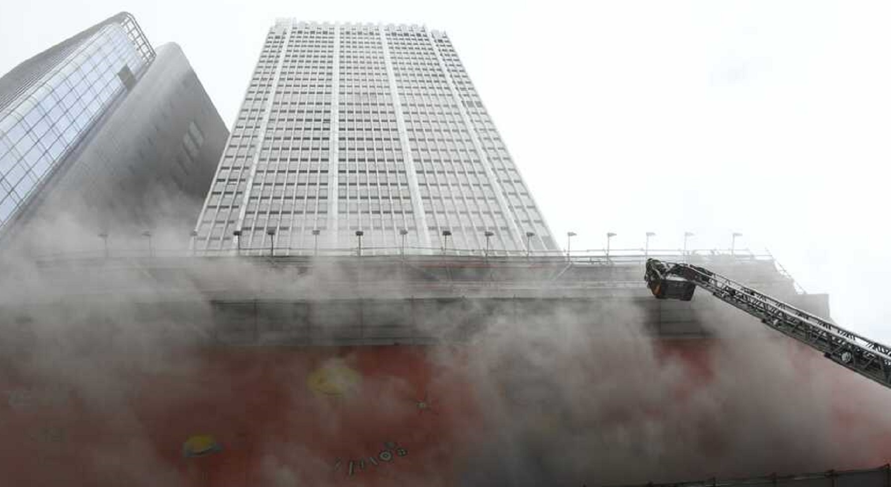 incendio World Trade Centre Hong Kong
