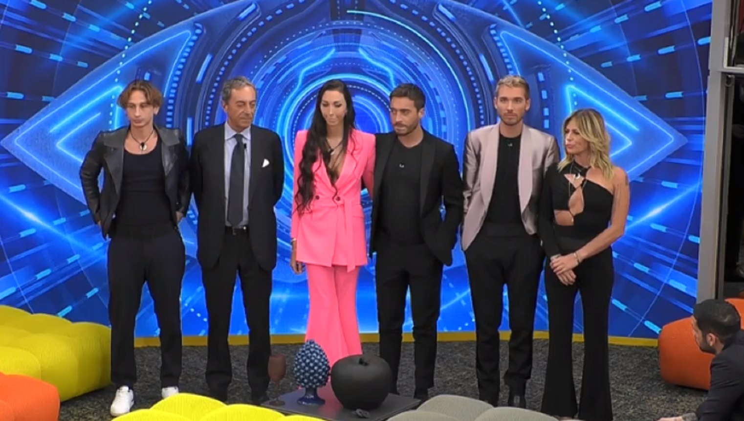 GF Vip, sondaggi secondo eliminato discussa vippona a forte rischio