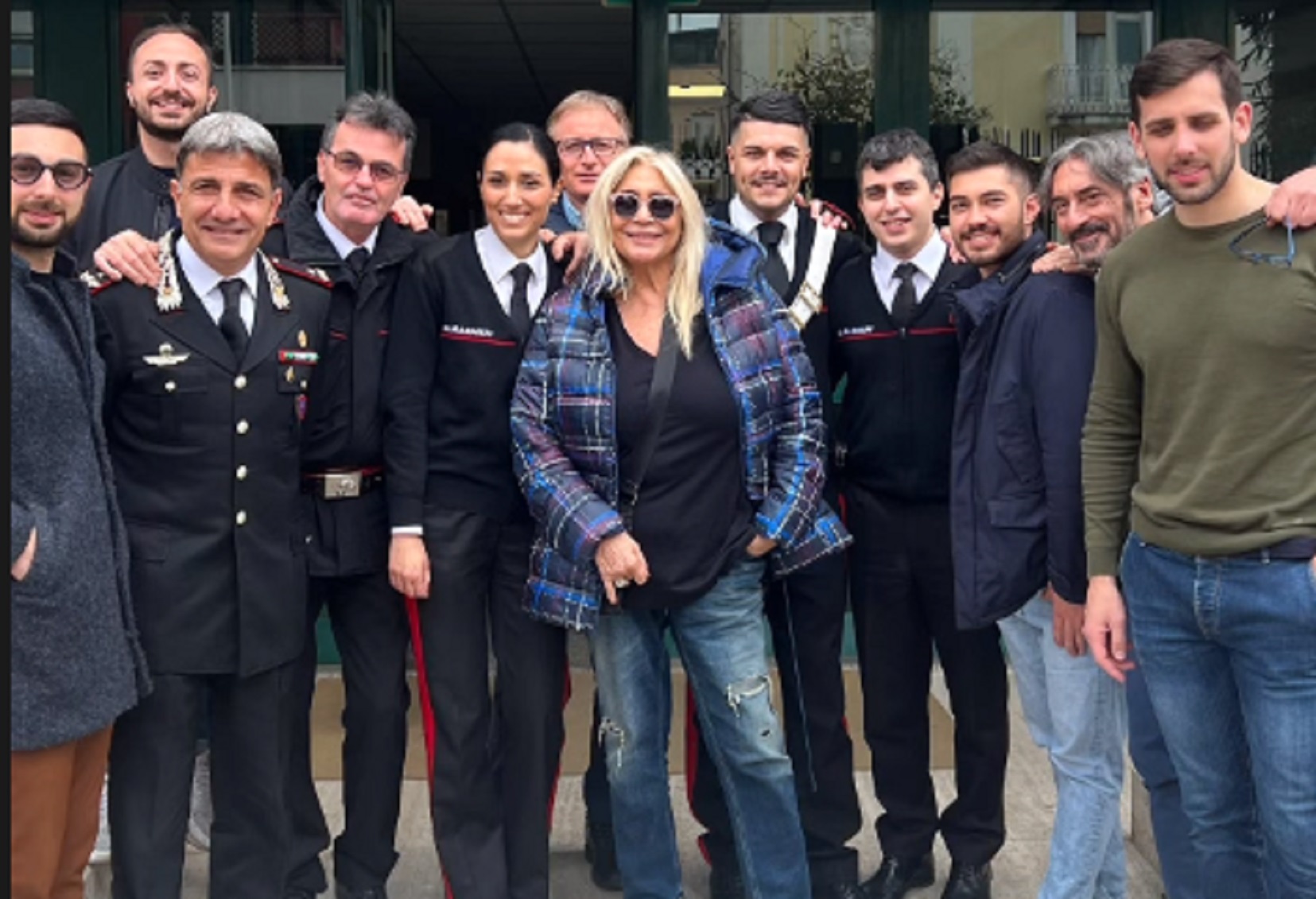 mara venier carabinieri