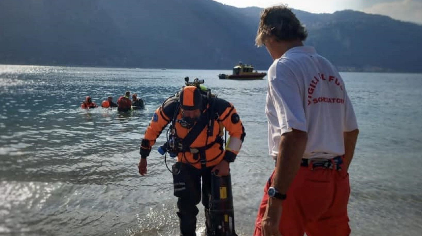 bambina 11 scomparsa Lago Como