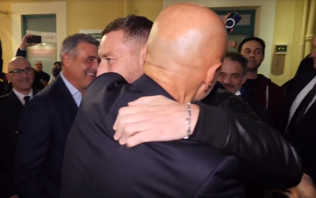 abbraccio Totti Spalletti