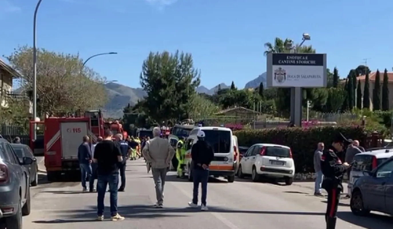Cinque operai sono morti intossicati a Casteldaccia