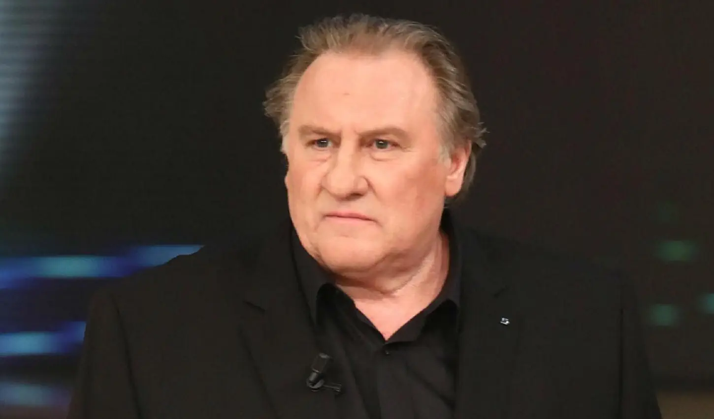 Gérard Depardieu condannato a 18 mesi di carcere per molestie e violenze, Bardot lo difende Gérard Depardieu condannato a 18 mesi di carcere per molestie e violenze, Bardot lo difende