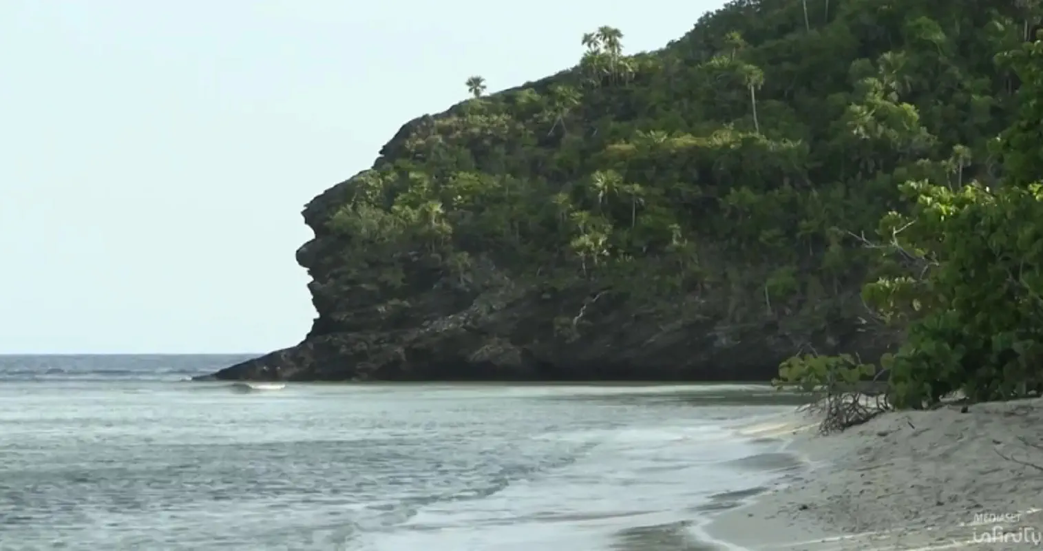 Isola dei Famosi senza pace, due naufraghe a lasciare Playa Dos