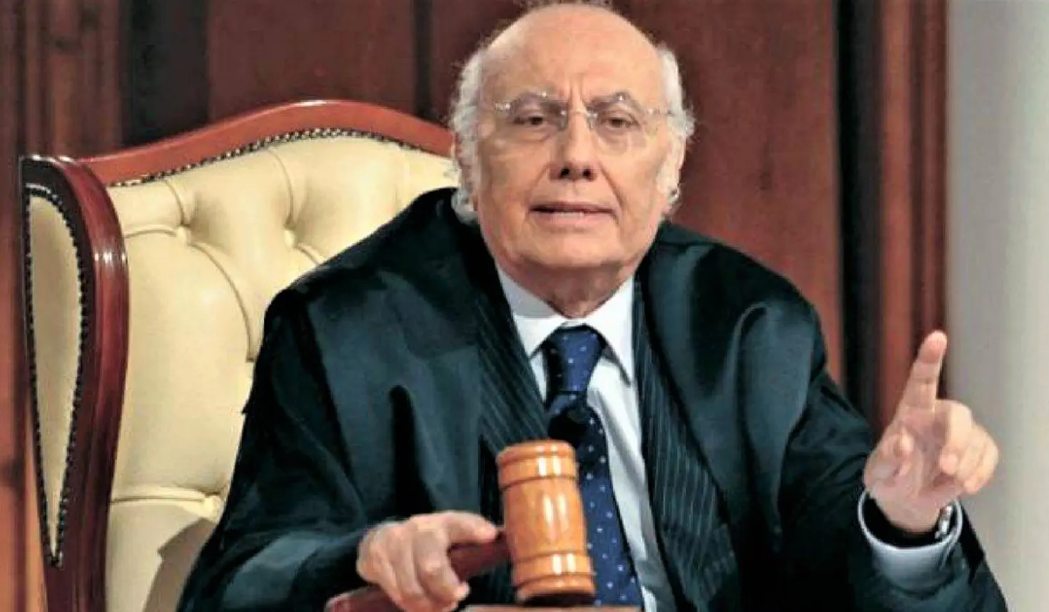 Addio a Nino Marazzita, l’avvocato dei casi impossibili: da Pacciani a Forum Addio a Nino Marazzita, l’avvocato dei casi impossibili: da Pacciani a Forum