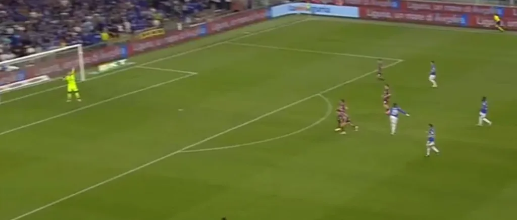 Niang sorprende Christensen