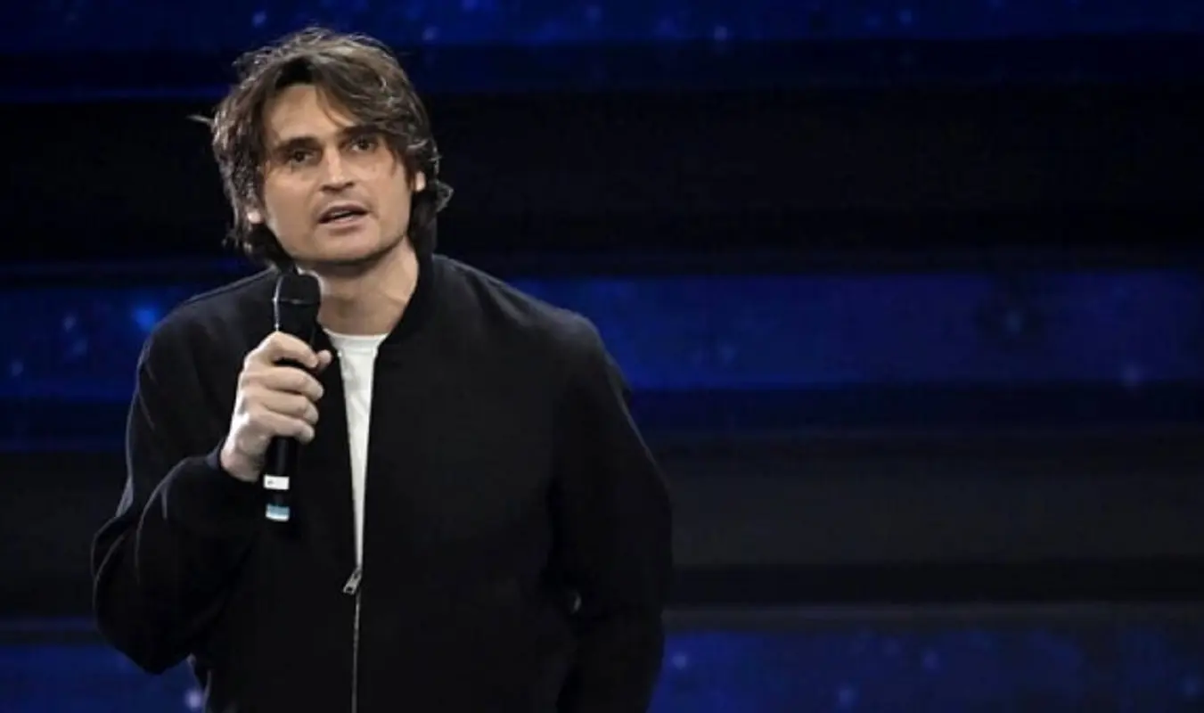 Angelo Duro sotto accusa per evasione fiscale: ‘Mi avete preso per un pezzente?’ Angelo Duro sotto accusa per evasione fiscale: ‘Mi avete preso per un pezzente?’