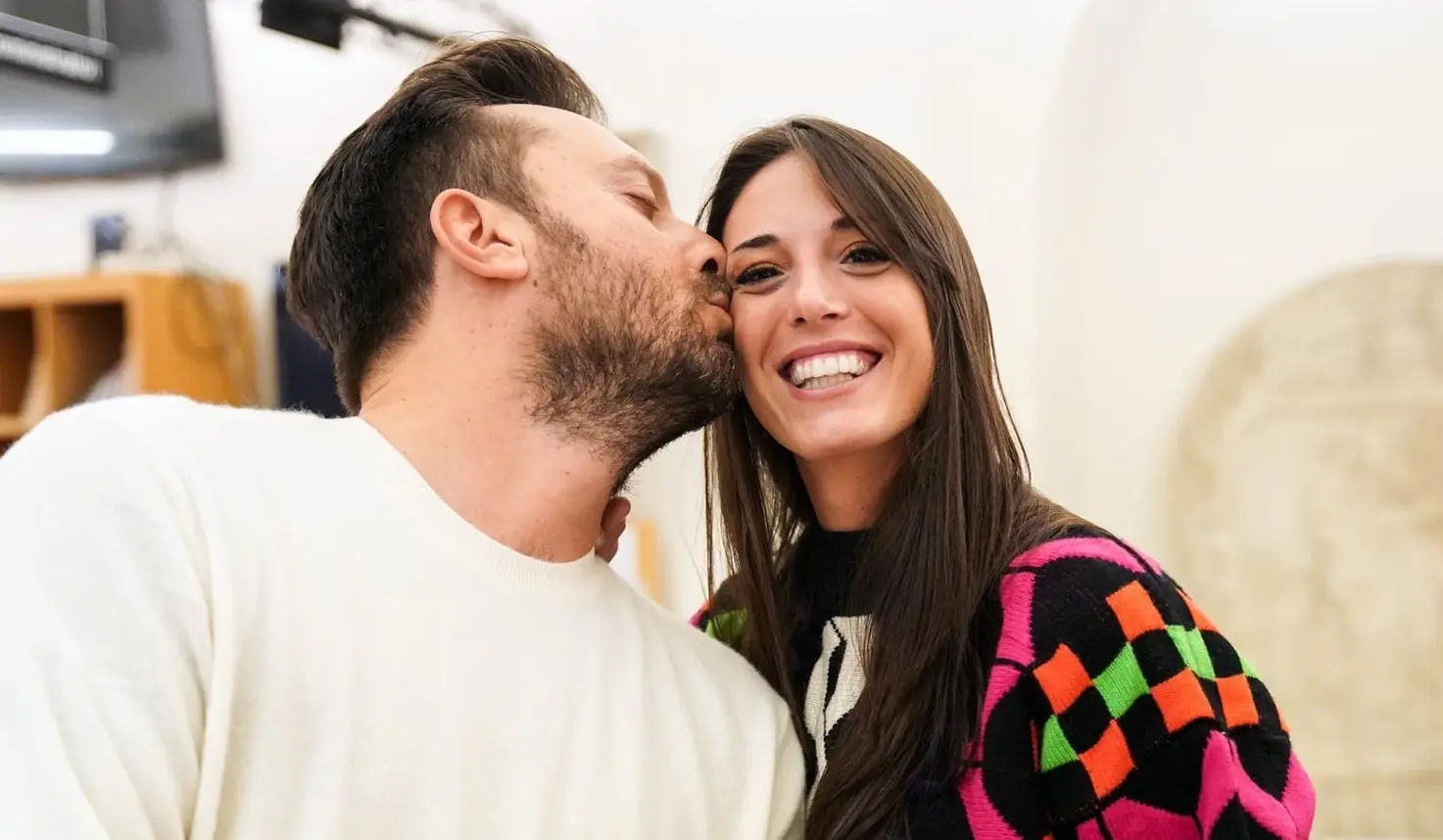 Martina Maggiore in lacrime al concerto di Cesare Cremonini a San Siro: ‘Non sono un robot’ Martina Maggiore in lacrime al concerto di Cesare Cremonini a San Siro: ‘Non sono un robot’