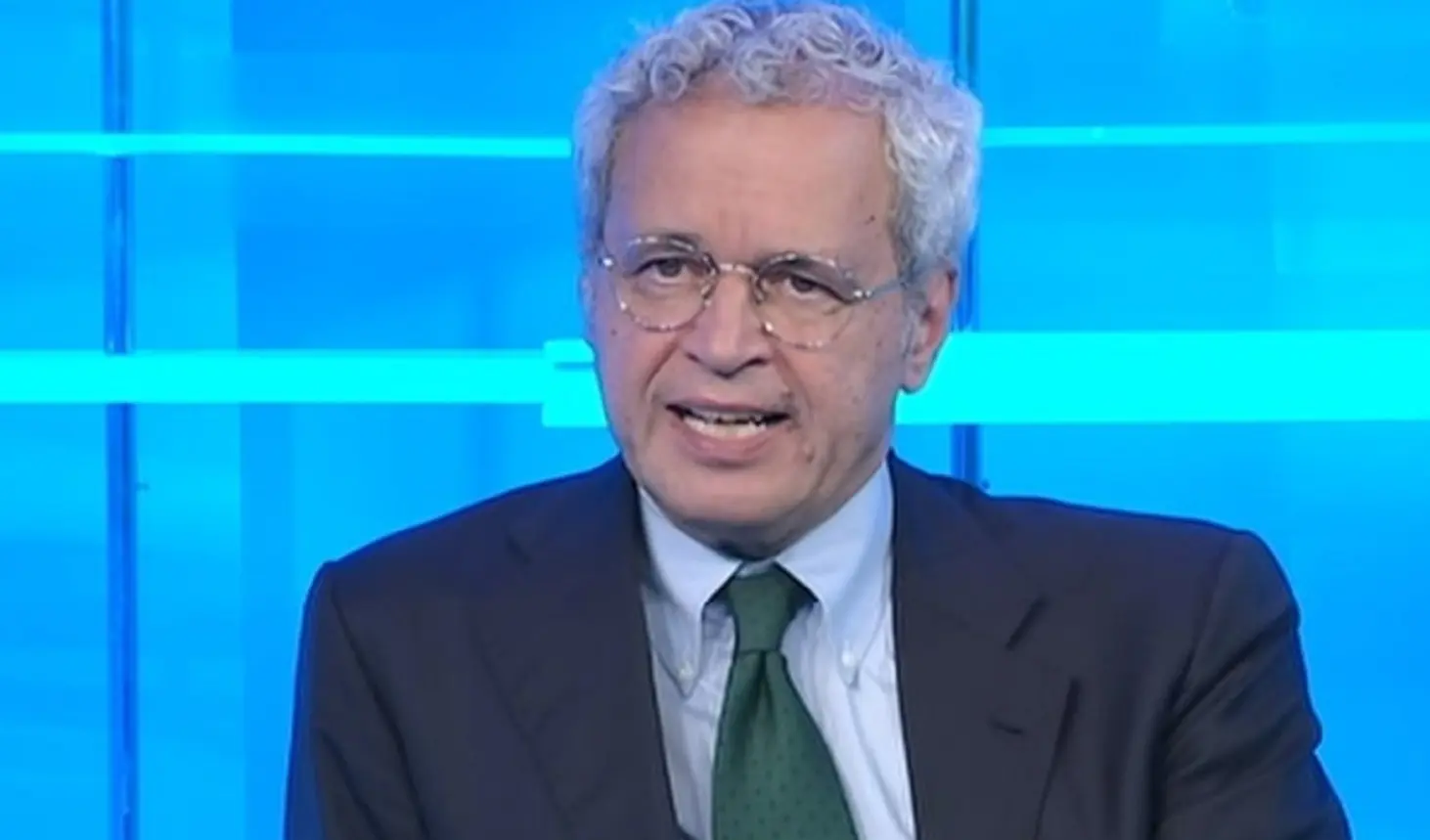 Mentana, riflessione o addio? Il post che scuote La7 Mentana, riflessione o addio? Il post che scuote La7