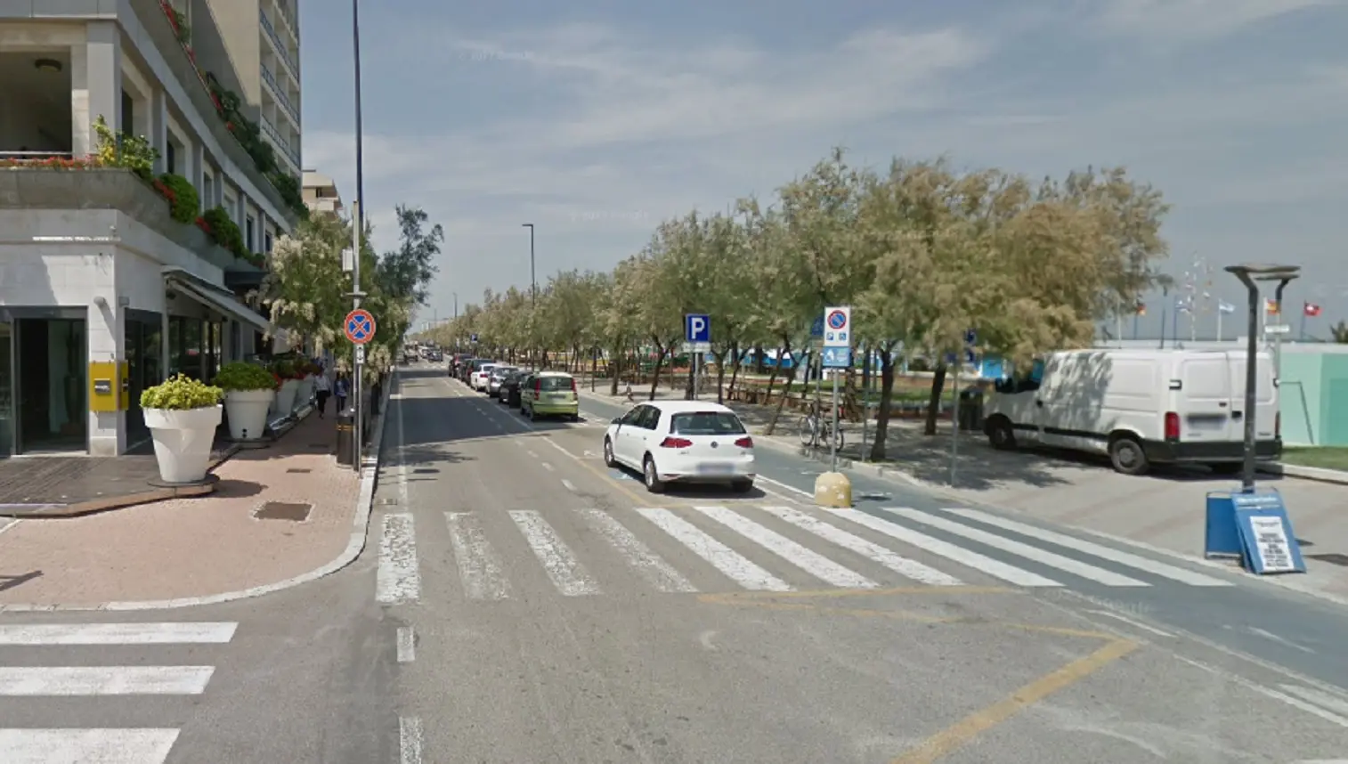 Ragazzo con disabilità aggredito a Pesaro nella notte: indagini in corso Ragazzo con disabilità aggredito a Pesaro nella notte: indagini in corso