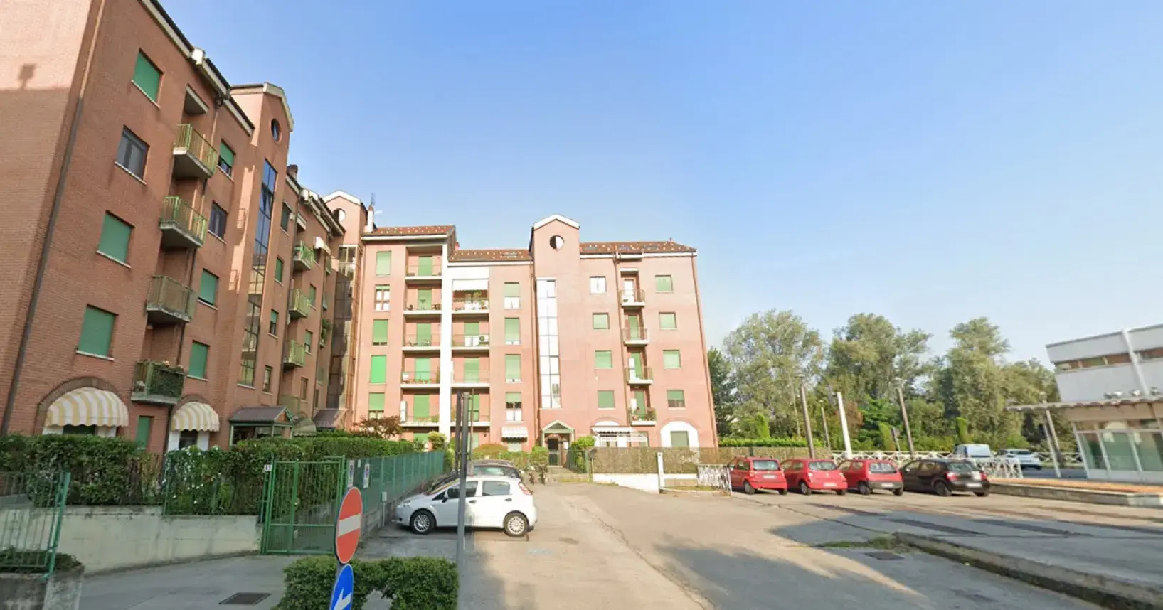 Tragedia a Savigliano: madre e figlio trovati morti in casa, ipotesi omicidio suicidio Tragedia a Savigliano: madre e figlio trovati morti in casa, ipotesi omicidio suicidio