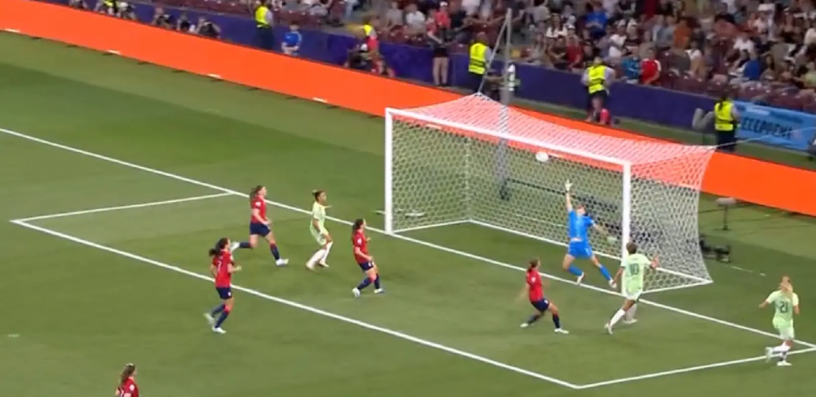 Italia in semifinale dopo 28 anni, battuta la Norvegia 2 1: Girelli trascina le azzurre, le pagelle Italia in semifinale dopo 28 anni, battuta la Norvegia 2 1: Girelli trascina le azzurre, le pagelle