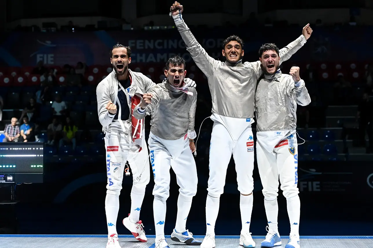 Michele Gallo trascina l’Italia sul tetto del mondo: oro mondiale nella sciabola a squadra
