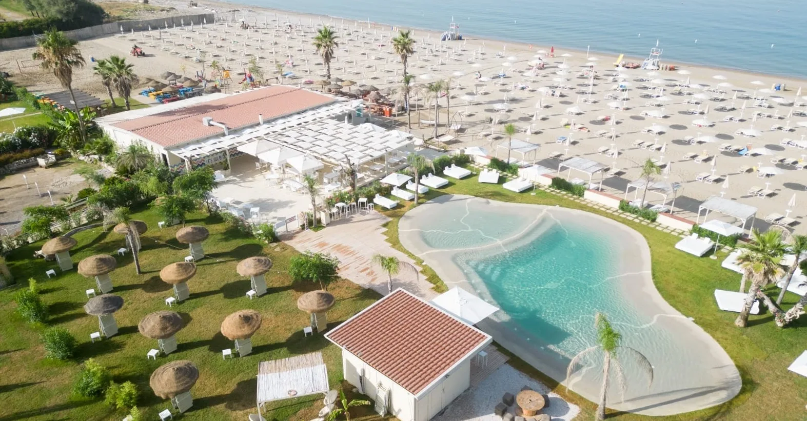 Colazione gratis per chi dona sangue: l’iniziativa solidale del Ke’e Beach a Pontecagnano