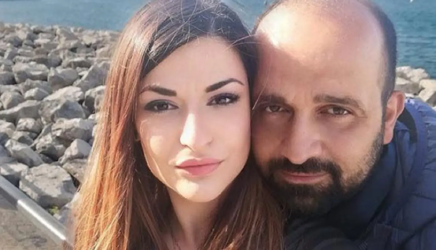 Veronica Casaburi accoltellata nel sonno dal marito a Cava de’ Tirreni: ‘Lotterò per i miei figli’ Veronica Casaburi accoltellata nel sonno dal marito a Cava de’ Tirreni: ‘Lotterò per i miei figli’