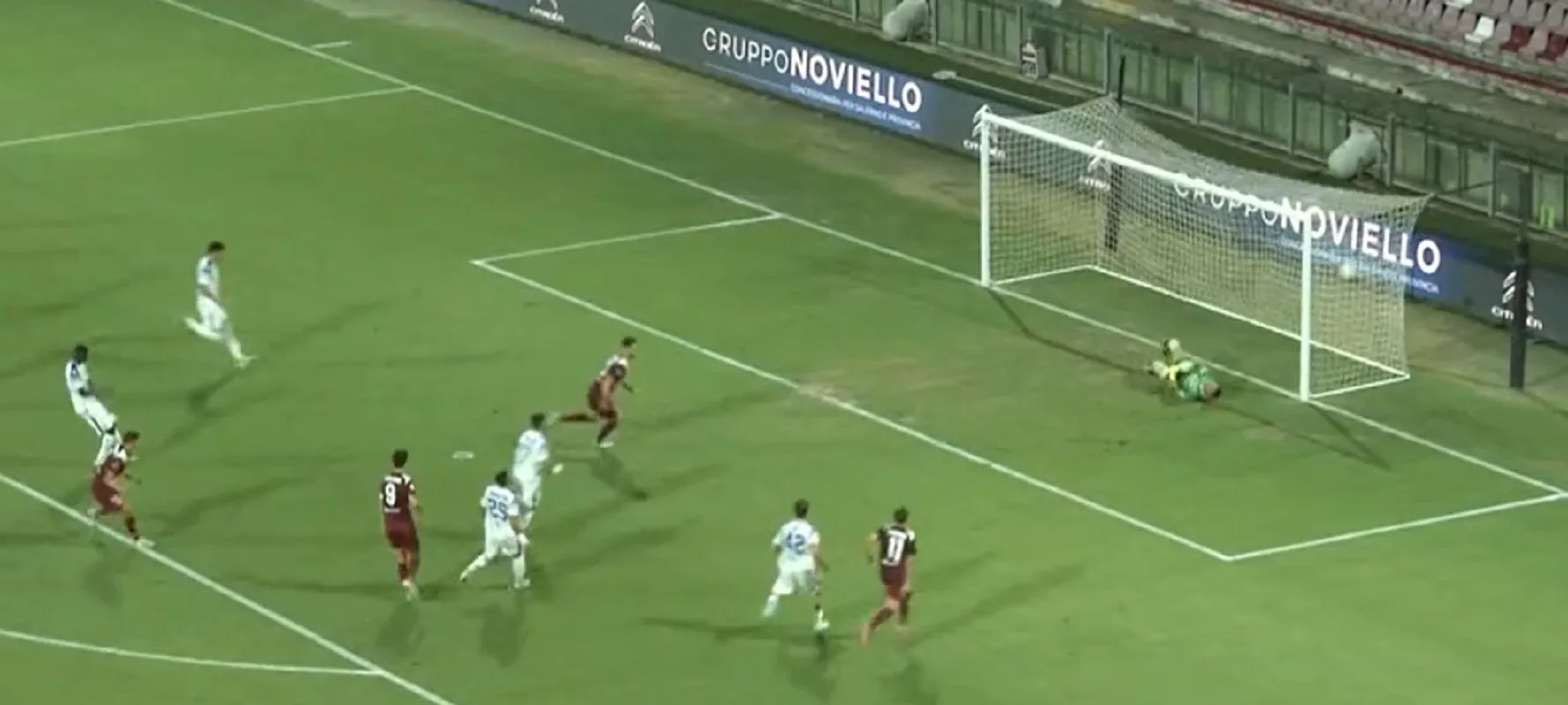 Pagelle Salernitana Siracusa 1 0: Capomaggio leader, Knezovic glaciale ma anche diverse ombre