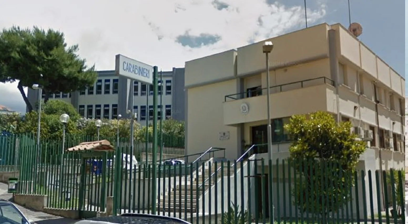 portici orrore in famiglia nonno 78enne accusato di abusi sulle nipotine di 6 anni