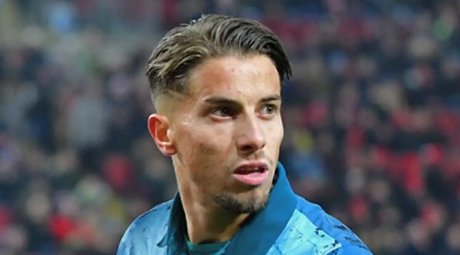 michael liguori alla salernitana l8217attaccante firma fino al 2026 ma i tifosi restano divisi