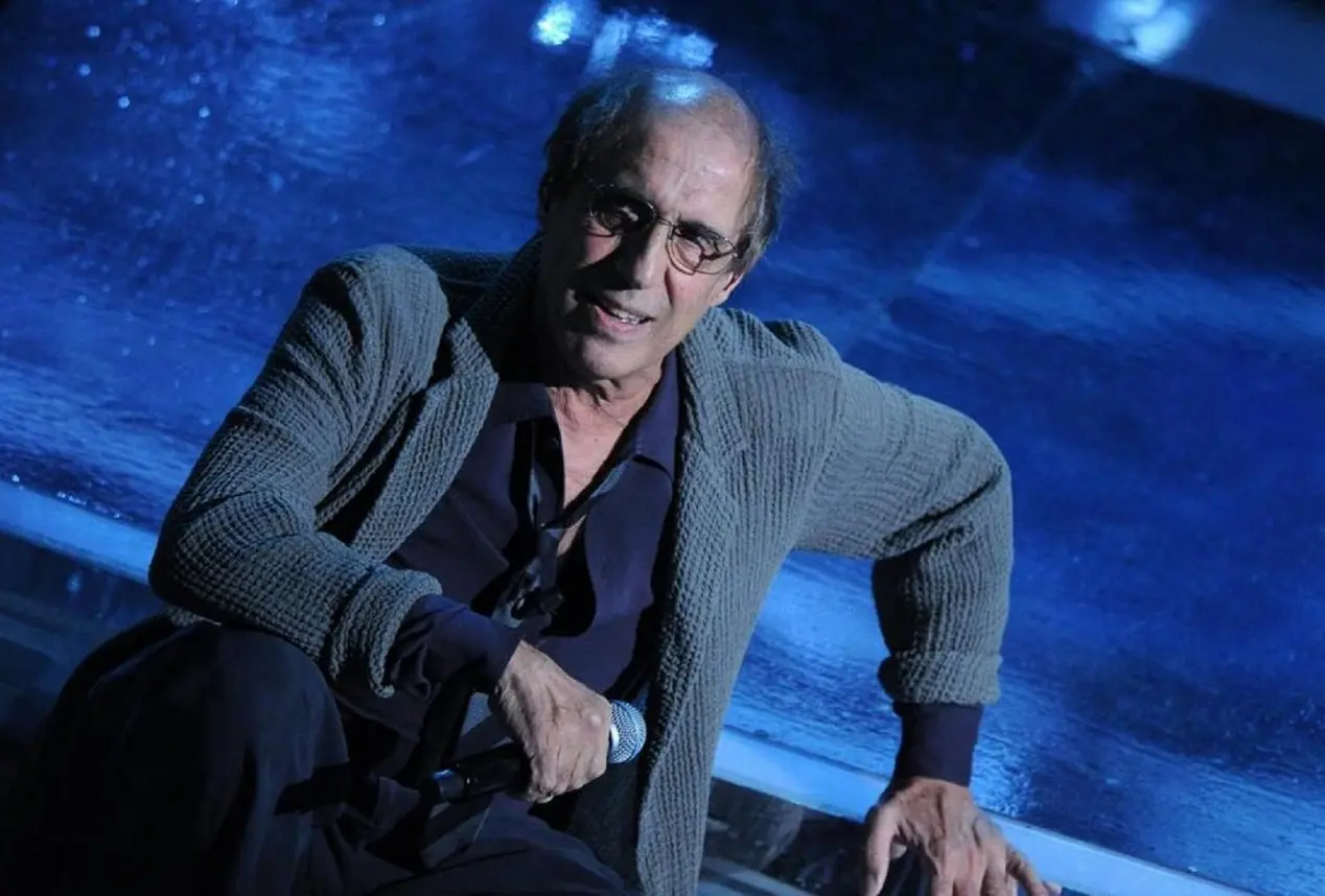 Adriano Celentano, il ritorno del Molleggiato in Rai: lettera piccata e replica, cosa è successo Adriano Celentano, il ritorno del Molleggiato in Rai: lettera piccata e replica, cosa è successo