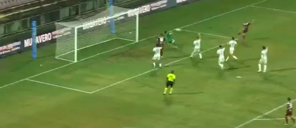 Gol annullato a Villa