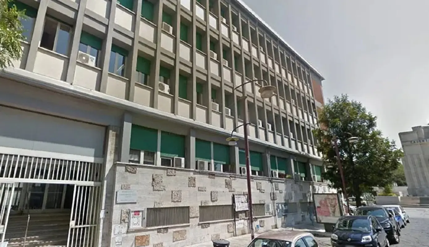 Caserta, 65 intossicati da salmonella in un ristorante: tra le vittime anche un bimbo di 2 anni Caserta, 65 intossicati da salmonella in un ristorante: tra le vittime anche un bimbo di 2 anni