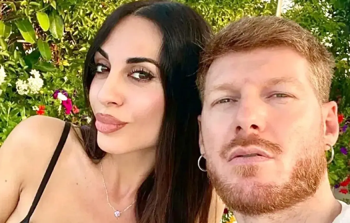 Uomini e Donne, addio a sorpresa tra Morena e Francesco: ‘Decisione non concordata dopo la vacanza’ Uomini e Donne, addio a sorpresa tra Morena e Francesco: ‘Decisione non concordata dopo la vacanza’