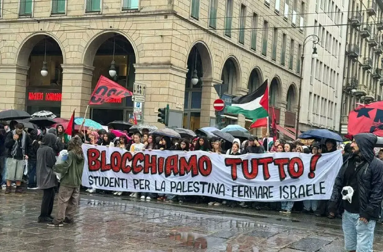 Proteste per Gaza, scontri in tutta Italia: tensione a Milano, Roma, Genova e Bologna