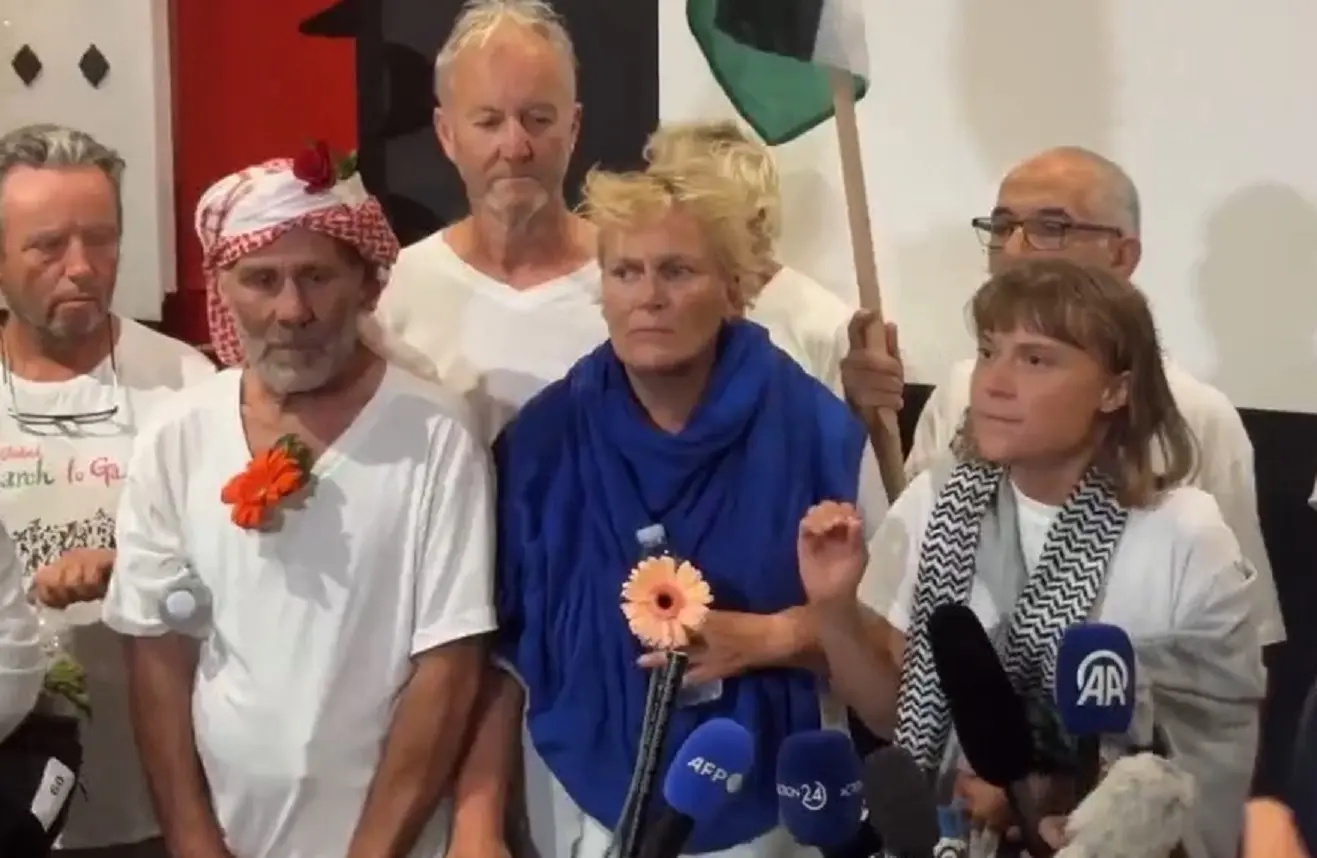 Greta Thunberg: ‘Siamo stati maltrattati, ma il vero scandalo è Gaza’, le denunce degli attivisti