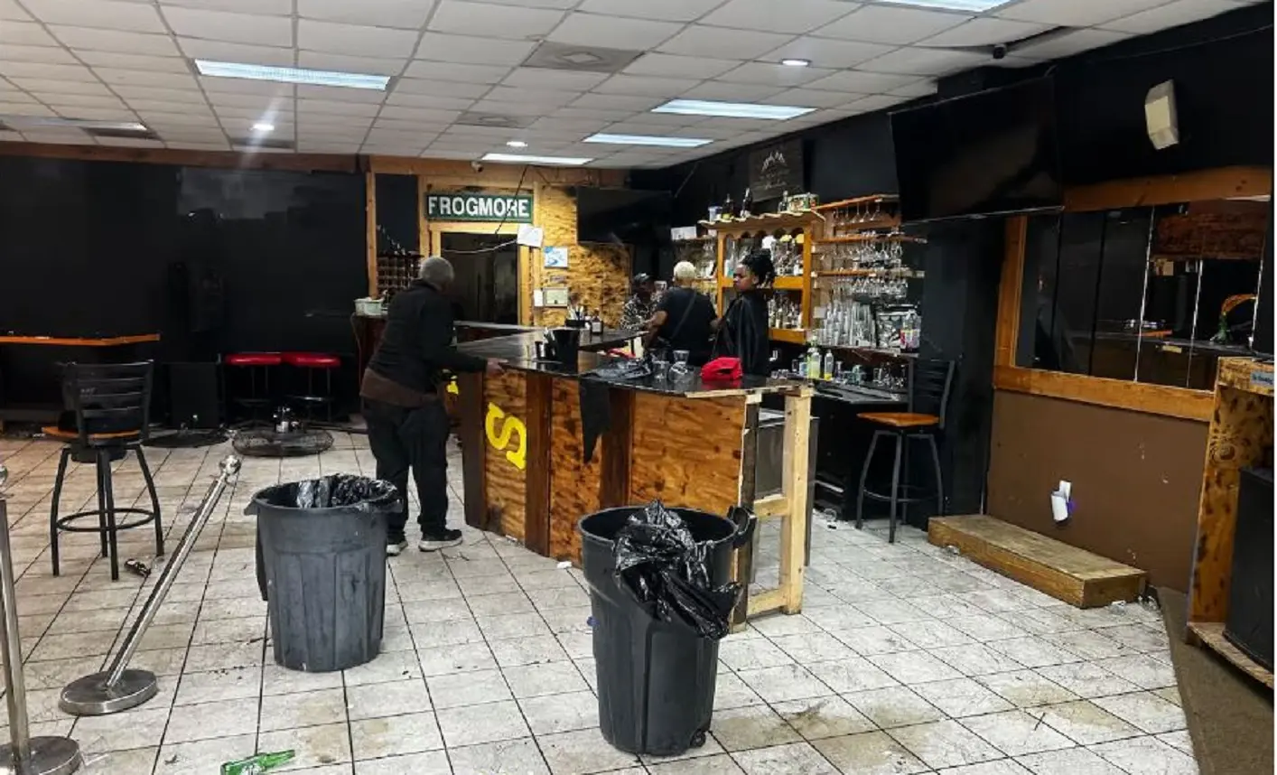Notte di terrore al Willie’s Bar di St Helena, 4 vittime e decine di feriti durante la festa di ex studenti
