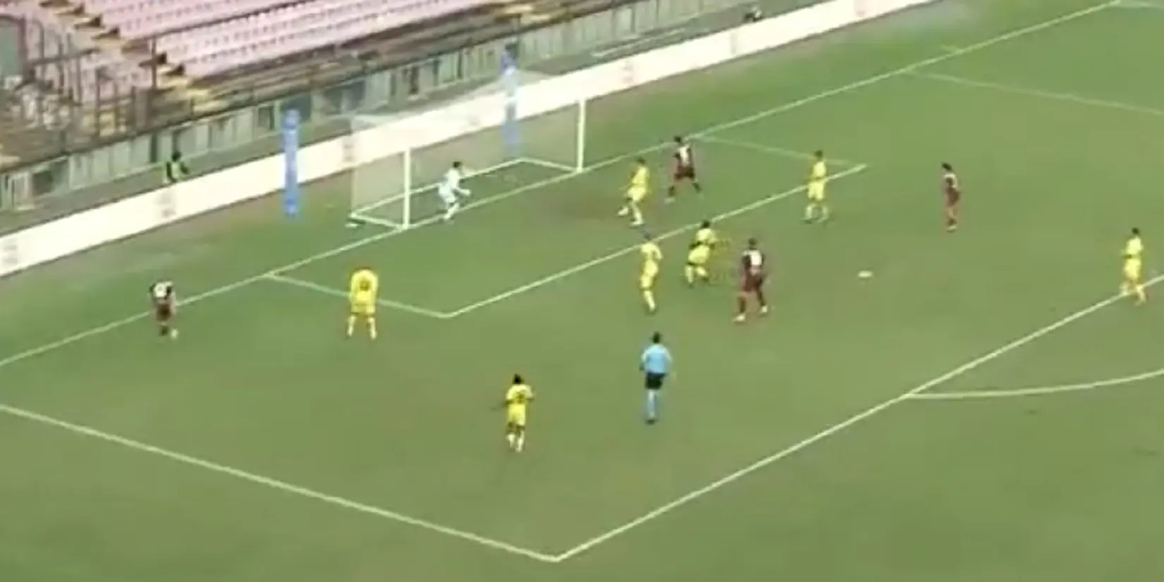 pagelle salernitana cavese 3 2 inglese fa 100 e porta i granata in vetta cambio passo con achik