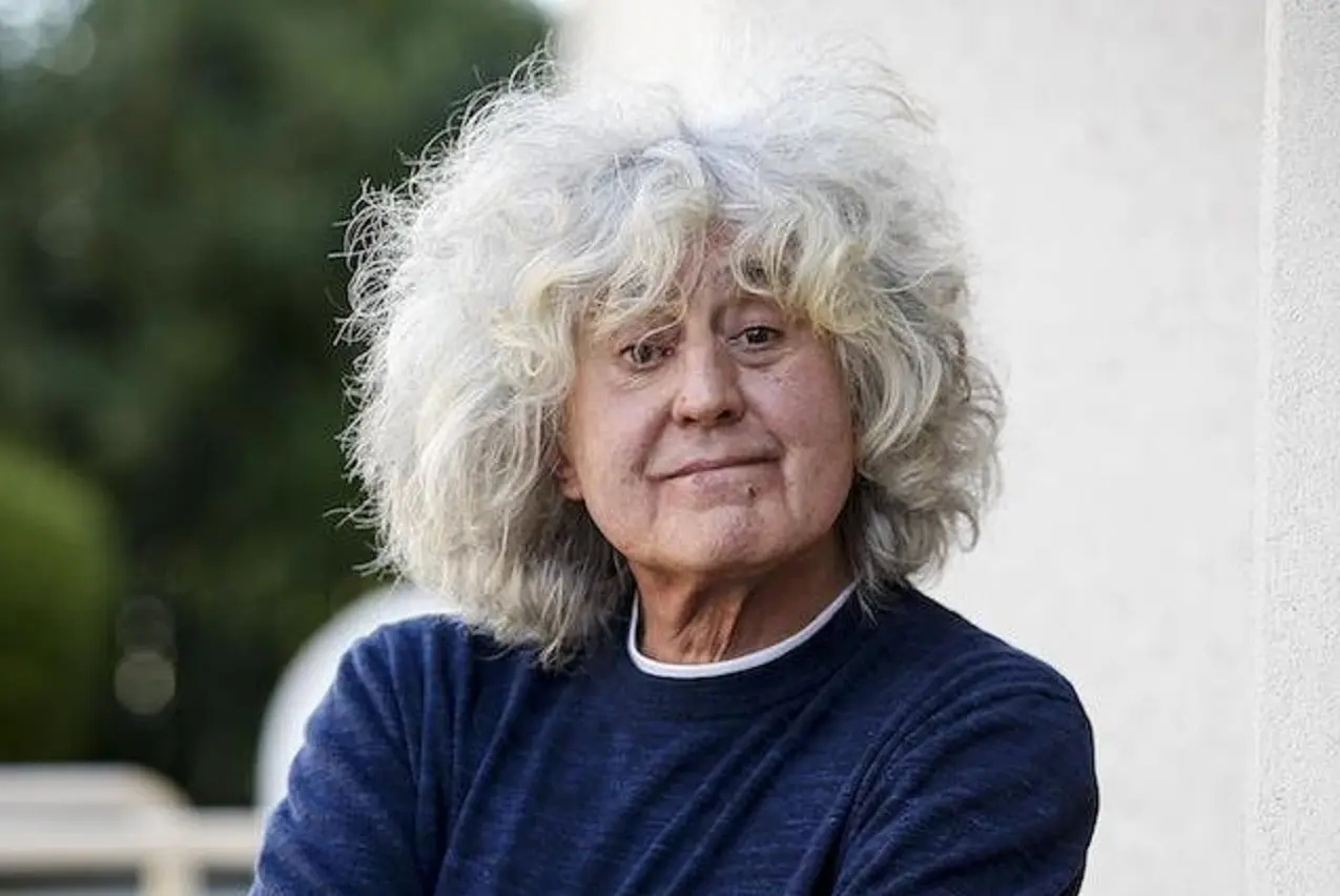 Angelo Branduardi ricoverato per un malore: rinviato il concerto di Roma Angelo Branduardi ricoverato per un malore: rinviato il concerto di Roma