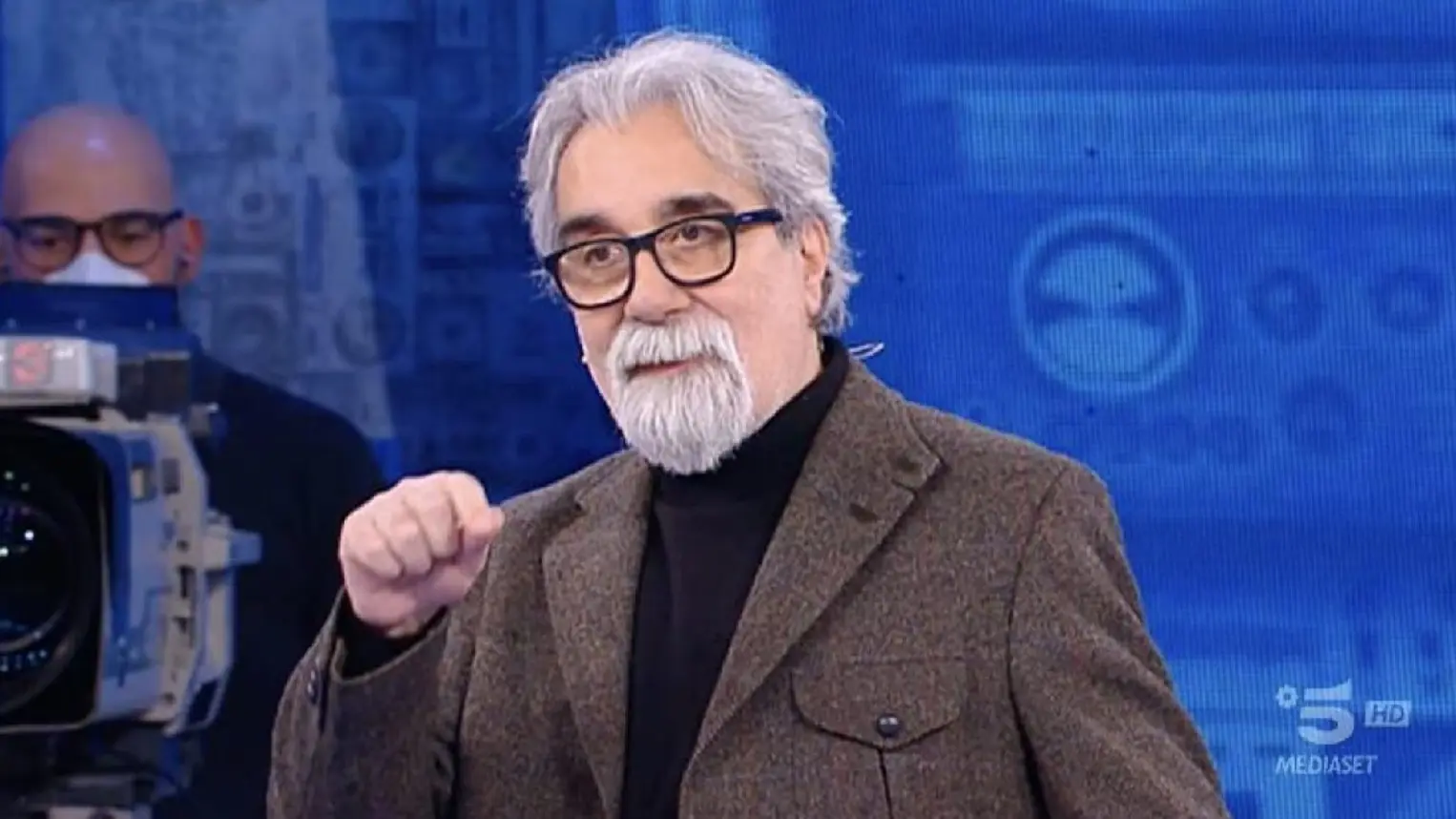 Addio al Maestro Beppe Vessicchio, è morto all’improvviso a 69 anni: il direttore d’orchestra dei record Addio al Maestro Beppe Vessicchio, è morto all’improvviso a 69 anni: il direttore d’orchestra dei record