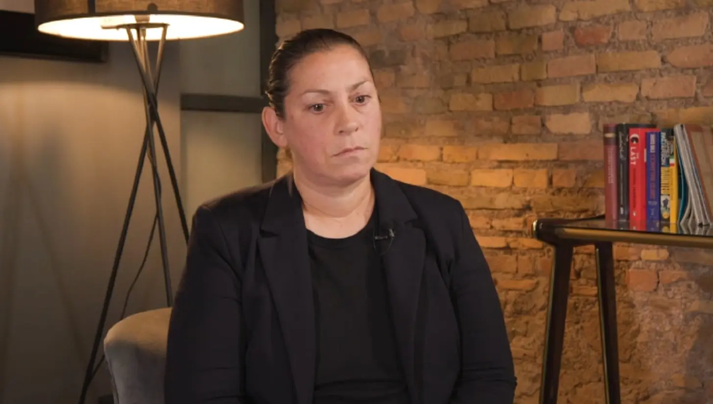 ‘Da 14 anni l’età del consenso’: il caso della maestra Daniela Casulli diventata zia Martina sul web ‘Da 14 anni l’età del consenso’: il caso della maestra Daniela Casulli diventata zia Martina sul web