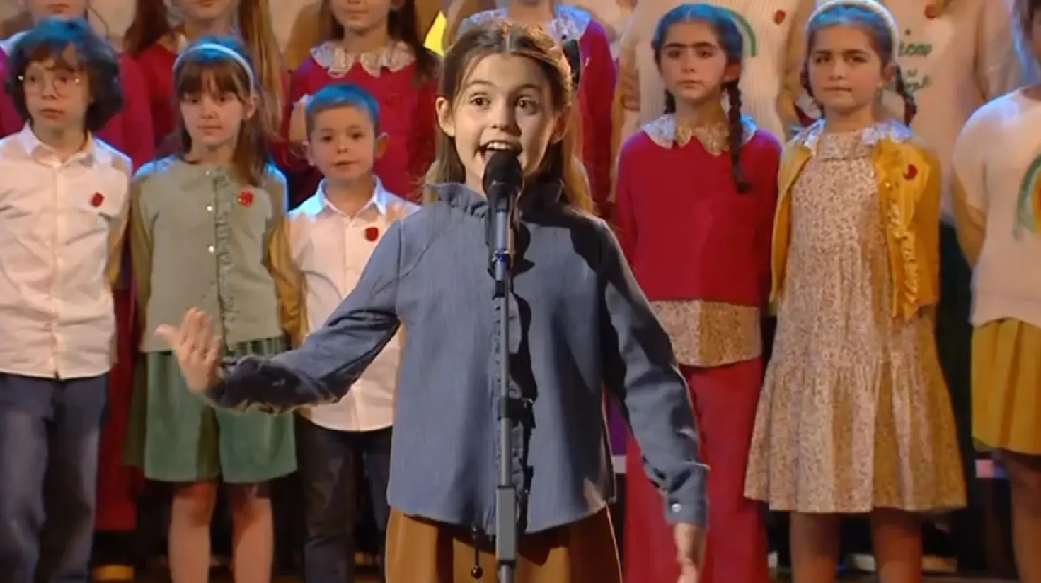 Zecchino d’Oro 2025, vince Emma Dakoli con ‘Ci pensa il vento’: temi, ospiti e trionfo della solidarietà