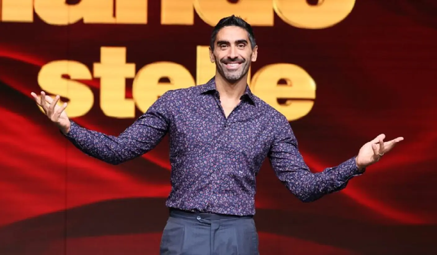 Perché Filippo Magnini ha perso le staffe a Ballando con le Stelle, tirata in ballo la moglie Perché Filippo Magnini ha perso le staffe a Ballando con le Stelle, tirata in ballo la moglie