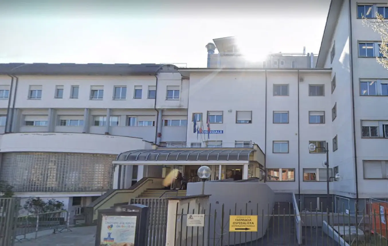 Nole Canavese, dramma in strada: ‘Dopo la lite si è puntata la pistola alla testa’