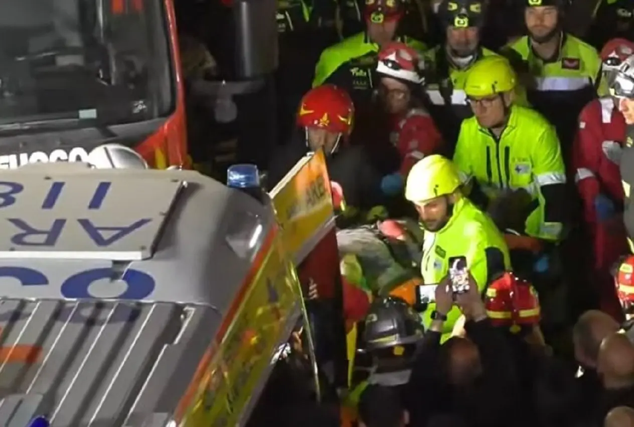 Torre dei Conti, morto l’operaio Octay Stroici: era sopravvissuto 11 ore sotto le macerie Torre dei Conti, morto l’operaio Octay Stroici: era sopravvissuto 11 ore sotto le macerie