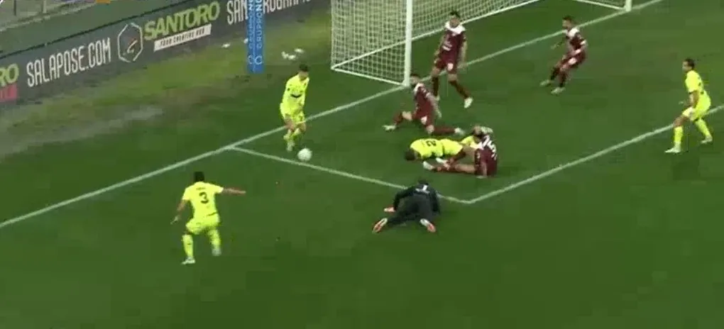 Chance per il Trapani ma viene fischiato fallo su Donnarumma