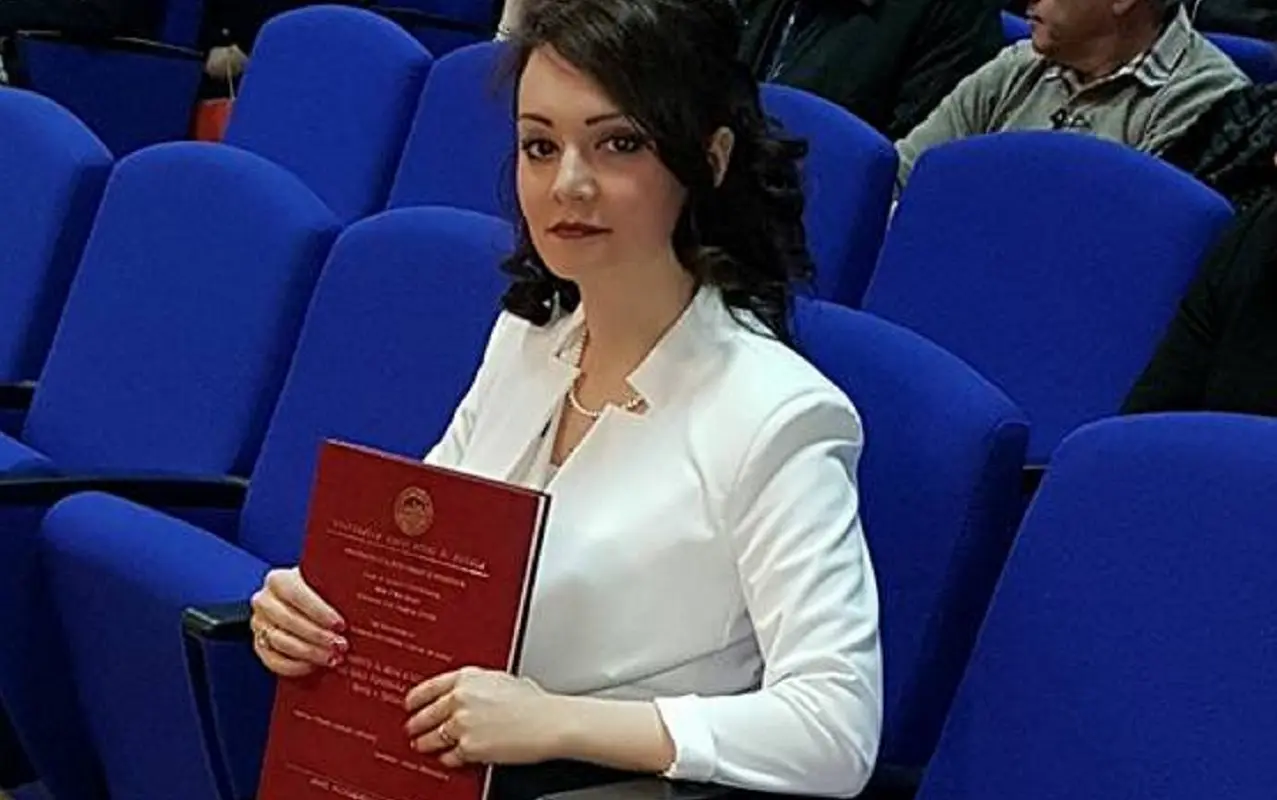 Tragedia sulla provinciale 38, Michela Ferrandino muore a 34 anni: choc a San Nicandro Garganico Tragedia sulla provinciale 38, Michela Ferrandino muore a 34 anni: choc a San Nicandro Garganico