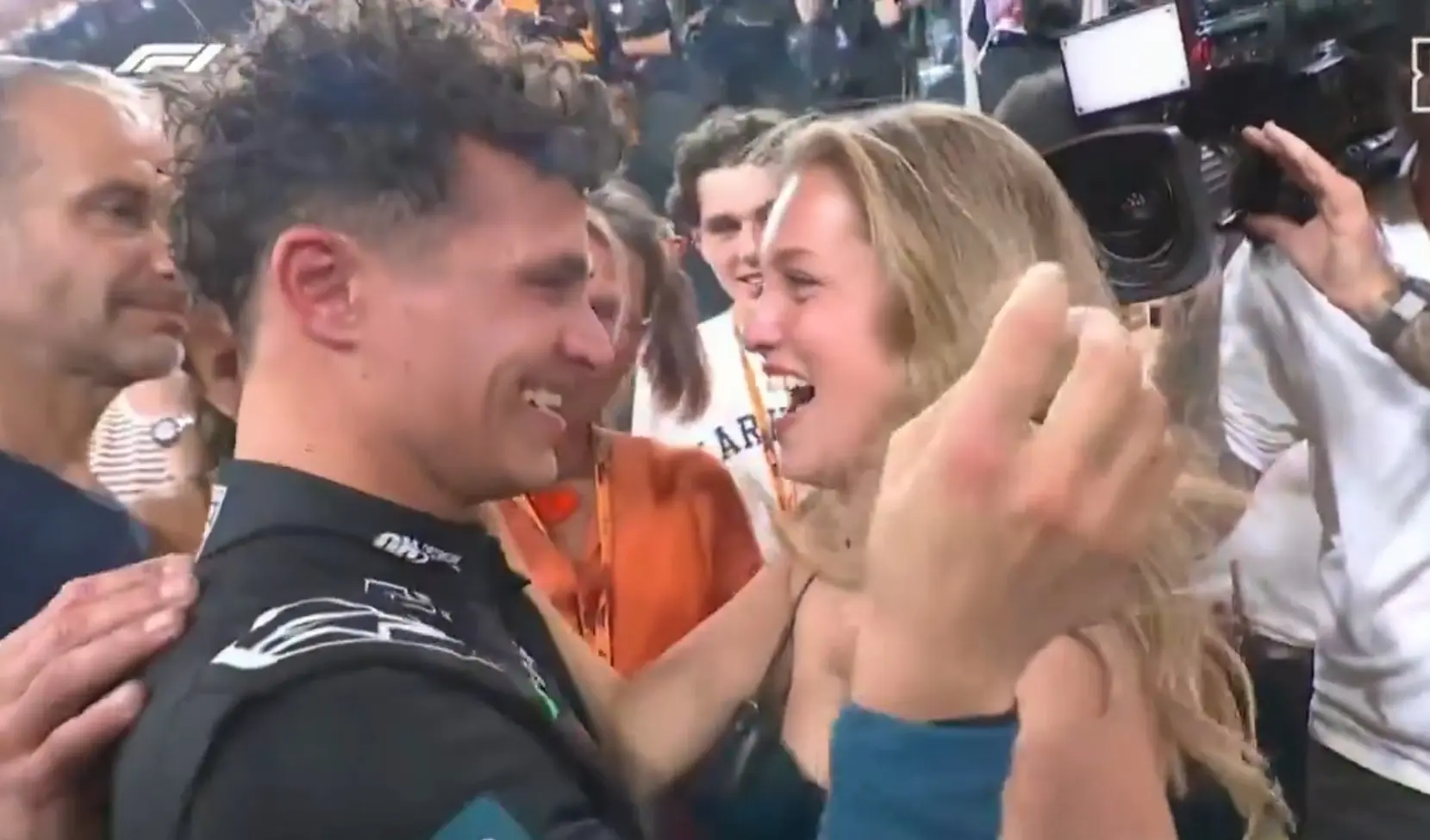 Norris campione del mondo di Formula 1 per 2 punti: ‘Ho pianto’, Verstappen vince ma non basta Norris campione del mondo di Formula 1 per 2 punti: ‘Ho pianto’, Verstappen vince ma non basta