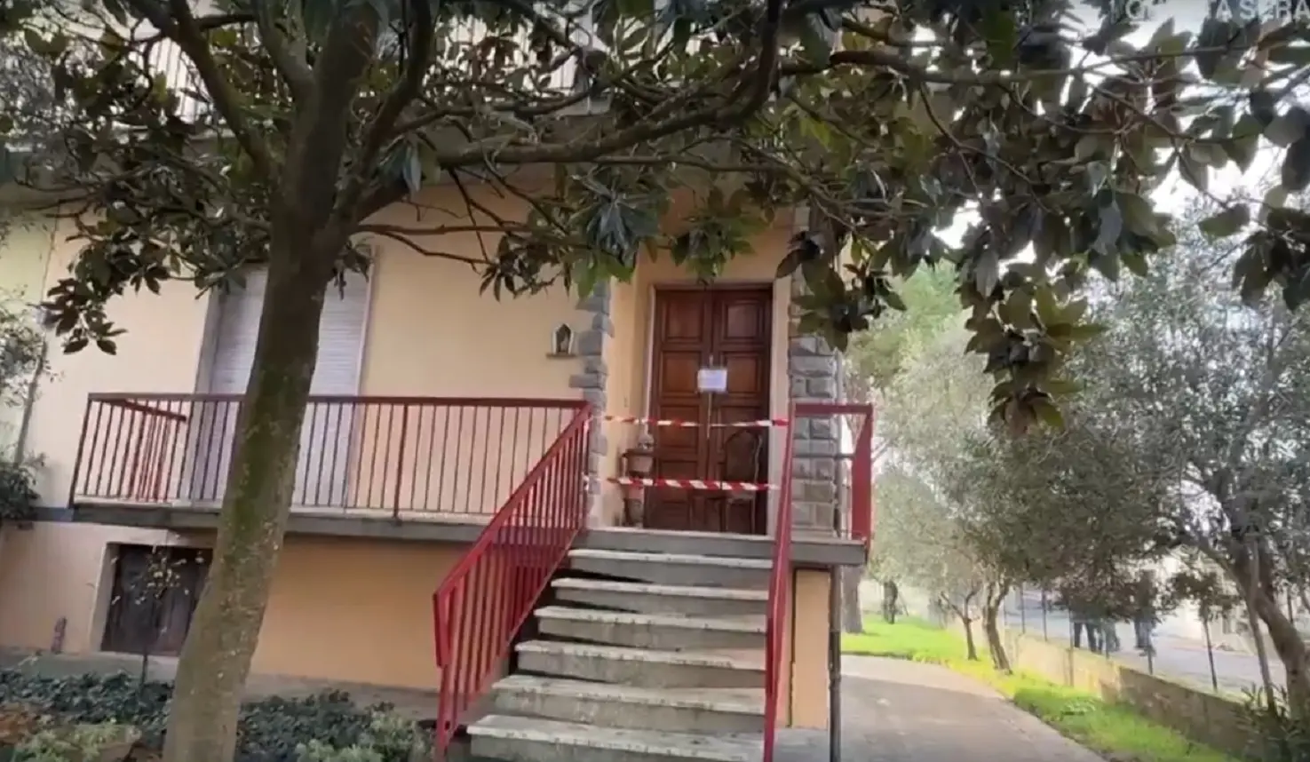 Posti i sigilli nell'abitazione di Campi Bisenzio