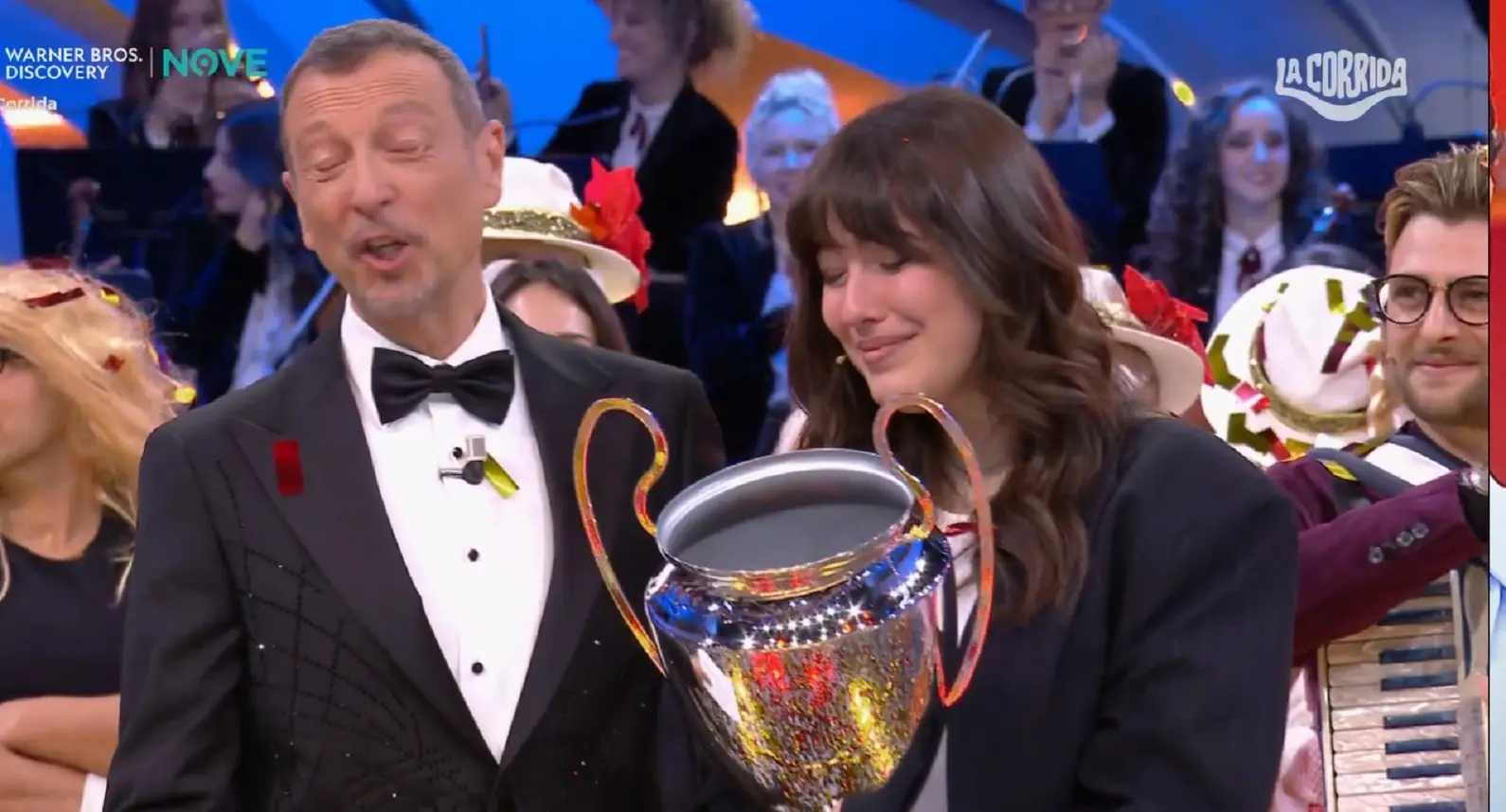 Sophia Renna trionfa a La Corrida 2025 e scoppia in lacrime: la 18enne di Foggia conquista Amadeus Sophia Renna trionfa a La Corrida 2025 e scoppia in lacrime: la 18enne di Foggia conquista Amadeus